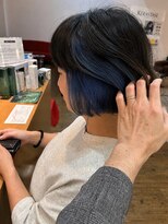 コワファースト 別府&nbsp;暗髪×のインナーカラーが映える大人ボブ