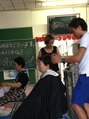 ウィッシュ ヘアー(Wish Hair)&nbsp;東北の震災後福島でのカット風景！毎年夏に行きます。
