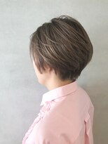 オフヘアショップ(OFF HAIRSHOP)&nbsp;モードにも合うショート／OFF