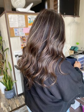 ヘアー リードレス(hair Re:dress) 透明感×立体感　ハイライト　ゆるふわ　美髪　20代30代40代