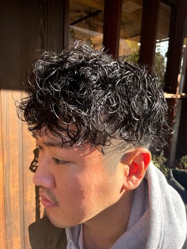 ヴァンガードマン 早稲田(vanguardman) 【フェード　スパイラルパーマ】