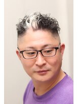 ヘアーアンドグルーミング ヨシザワインク(HAIR&GROOMING YOSHIZAWA Inc.)&nbsp;30代40代爽やかツーブロックフェードショートハードカールパーマ