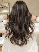 ヨロ 小岩(YOLO) ハイライトカラーミルクティーベージュケアブリーチダブルカラー