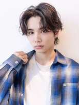 イオ 本厚木(io)&nbsp;波巻きスパイラルパーマセンターパートウルフハイライト