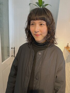 ハク アトリエ(HaKU atelier) 重めオン眉バングフェイスレイヤーミディアムパーマ