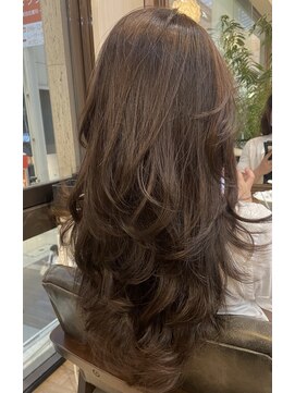 ギフト ヘアー サロン(gift hair salon) 艶カラー×ロングレイヤースタイル