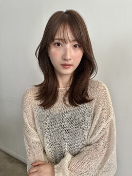 シア 表参道(SHEA.) ワンカールで仕上がるミディアムレイヤースタイル