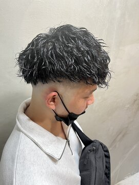 ヘアーラボ ハチ(HAIR LABO HACHI) フェード×ツイストスパイラル