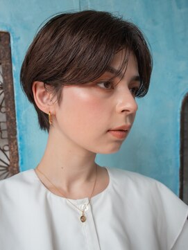 アマリス(Amaris) ハンサムショート20代/30代/40代/50代/庭瀬