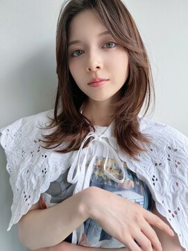 ホスタ 大阪梅田店(fosta) ベージュインナーカラーショートボブレイヤーミディアム前髪