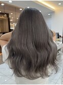 アッシュグレージュ