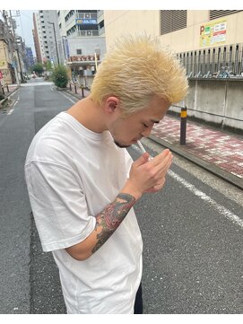 オルヴァ(Orva) スパイキーショート×ハイトーン