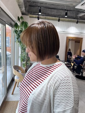 アドア 横浜(ADORE) 【ADORE横浜】こなれ感のあるぱっつんボブ