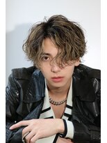 ルーシー 川越(LUCEY)&nbsp;センターパートフェザーパーマシャドウパーマメンズパーマ