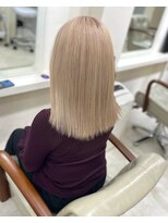 カリーナ(CARINA) ハイトーンカラー/アッシュベージュ