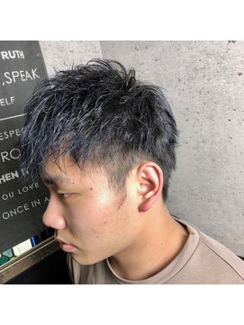 レジスタヘアーワークス (REGISTA hair works) Vバングスパイラル