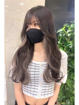 リア 大阪梅田(Ria) ～インナーカラー　シールエクステ～【Ria 大阪 梅田】