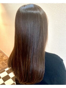 ウェルファー(Welfare) 【酸性ストレート】ダメージ少なく、さらツヤ髪に♪