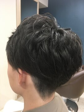 ヘアサロンアンドヘアメイクディー(hair salon hair make D) 仙台D マッシュショート×サイドパート×刈り上げメンズカット