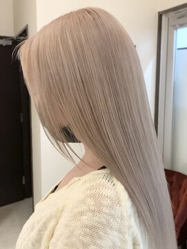 リード バイ ラグーン(LEAD by LAGOON) ホワイトミルクティーベージュケアブリーチインナーイヤリング