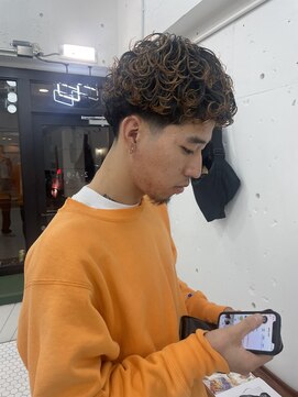 ウェルネス(Wellness) スパイラルツーブロックマッシュアップバングコンマヘア8