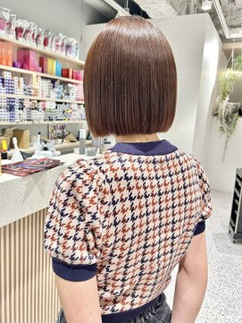 ゼストララ(ZEST Lara) 韓国ヘア☆切りっぱなしタッセルボブ【吉祥寺】misaki