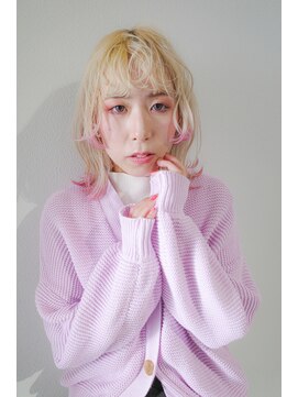 レフバイイルカ 北見(lef by ilka) 抜きっぱなしブロンドにニュアンスピンク