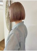 ワンレングスボブのベージュカラー/ボブヘア/ショートボブ