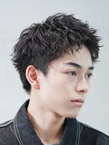 ツイストパーマピンパーマスパイキーショート