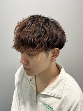 フライ 東通り店(Frei) シャドウパーマ