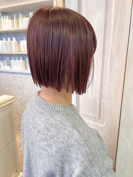 キャアリー(Caary) 福山Caary高発色イルミナカラー暖色カシスブラウンぱつっとボブ