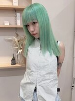 ユウル 横浜(juhl.)&nbsp;ミントグリーンブリーチダブルカラー切りっぱなしハイトーン横浜