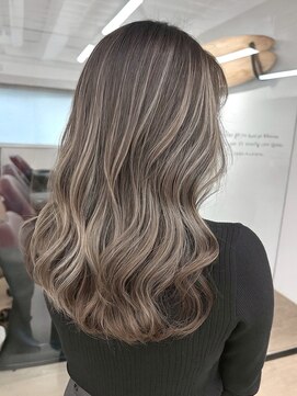 ルア モアナ バイ ヘッドライト 小田原2号店(Lua Moana by HEADLIGHT) 【Moana Lua】#コントラストハイライト#グレージュ#ブリーチ