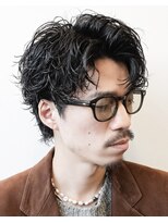 オーシャントーキョー ホワイト 原宿(OCEAN TOKYO WHITE)&nbsp;センターパートウルフビジネスサイドパートツイストスパイラル