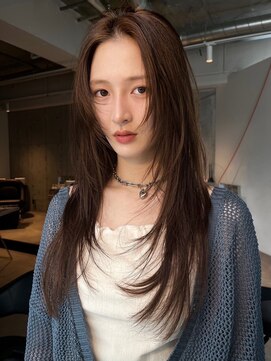 シティ(sity.) インナーカラー/ハイライト/デザインカラー/レイヤーカット/小顔