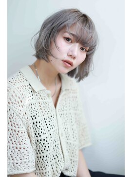 ビクトヘアー(Vict hair) スモーキーシルバーボブ（練馬/大泉学園/石神井公園）