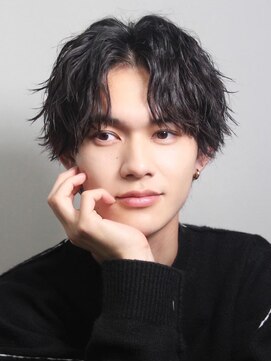 アイトーキョープラスシー 横浜(AI TOKYO+Sea) 横浜/ルーズパーマ/シャドウパーマ/センターパート/縦落ち