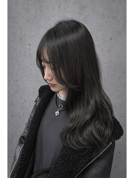 ピース バイ シータ(PEACE by CITA) 透明感ダークグレージュ×大きめウェーブロング20代30代40代