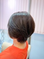 エムタニグチブランシェ(M.TANIGUCHI Branche') 首元スッキリショートボブ