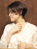 シアンデルカ(CYANDELUCCA)&nbsp;くびれとツヤ感で横顔美人ショート