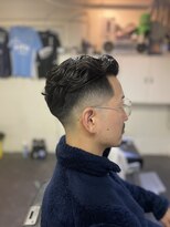 メリケンバーバーショップ フクオカ(MERICAN BARBERSHOP FUK)&nbsp;ニュアンスパーマかき上げフェード