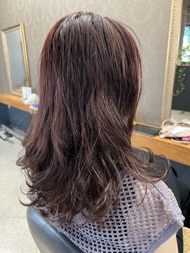 リビア(HRIVIA) 肩下ふんわりパーマ