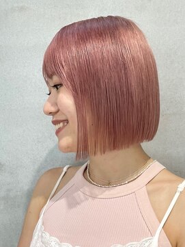 ニトバイアンキシム(nit by ahnkism) ボブミルクティーベージュブリーチダブルカラー堀江