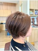 ショートボブ×透明感カラー