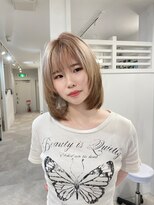 ヴィア(Via)&nbsp;ハイトーン/ダブルカラー/ケアブリーチ/レイヤーカット/レイヤー