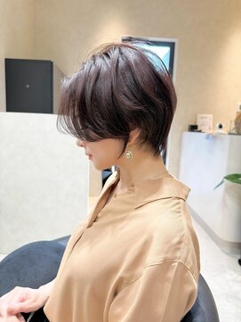 セラ(cella) ツヤ感ショート/ブラウン/大人美人ショート【岡村大介】