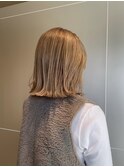 透明感ハイトーンベージュ×ボブ