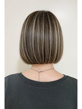 テト(teto) 30代40代 大人ボブハイライトカラー