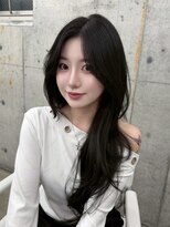 エヌアイ オモテサンドウ(ni omotesando) ワンホン!レイヤーカット♪♪ 艶ブラック