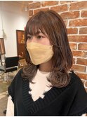 ハンサムショートレイヤーカットミルクティーベージュハイトーン